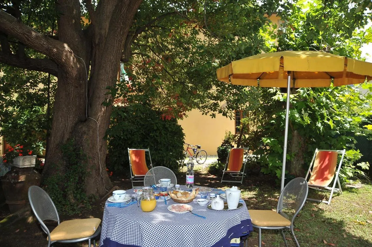 Antica Fattoria La Verdina Camaiore 0*,