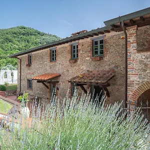 Bed & Breakfast La Sosta In Toscana, Camaiore